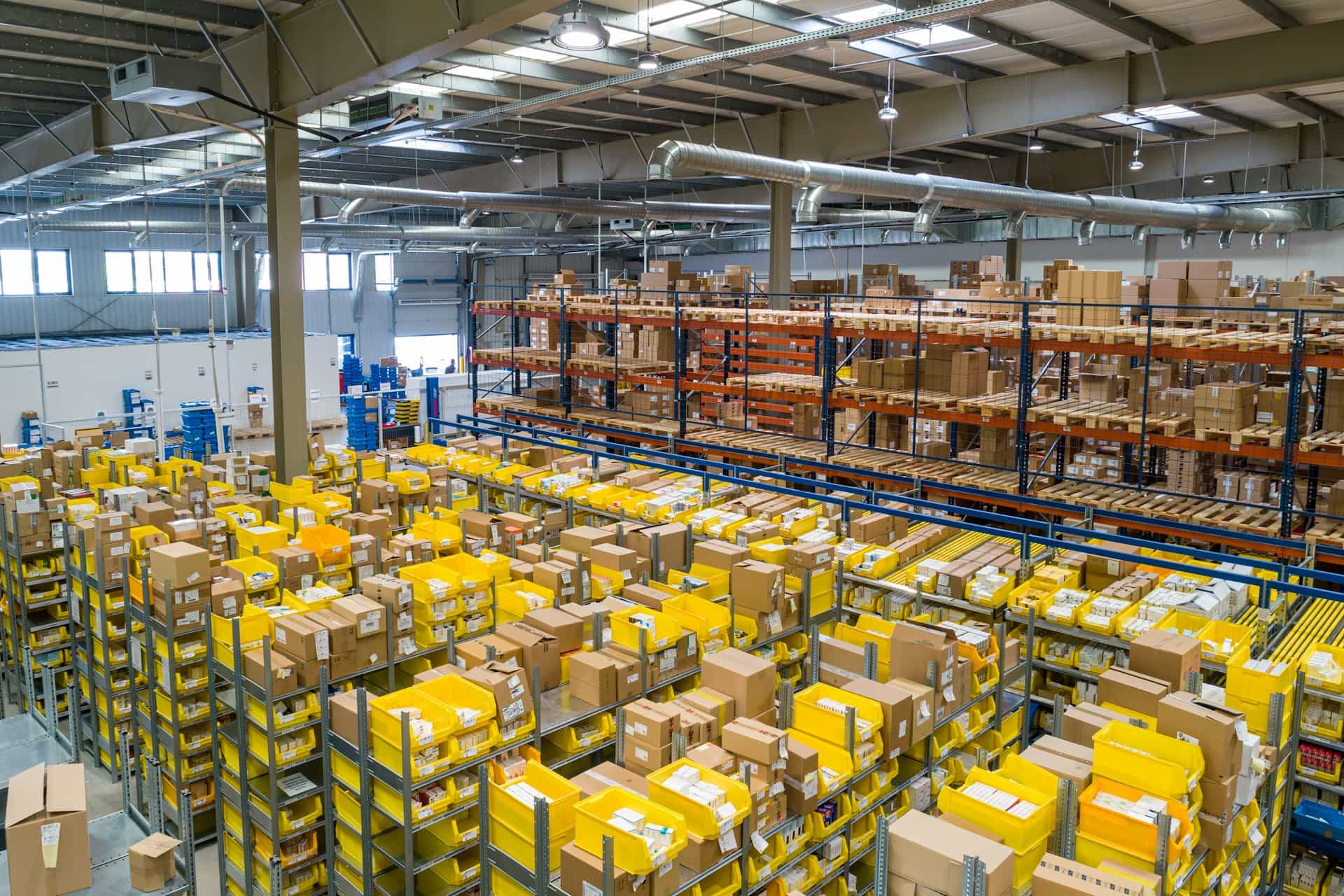 Large storage and distribution warehouse with racked goods